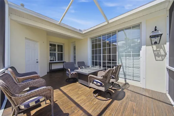 Property Slideshow image 3 of 38 | 5610 golden isles dr, Apollo Beach, FL, 33572