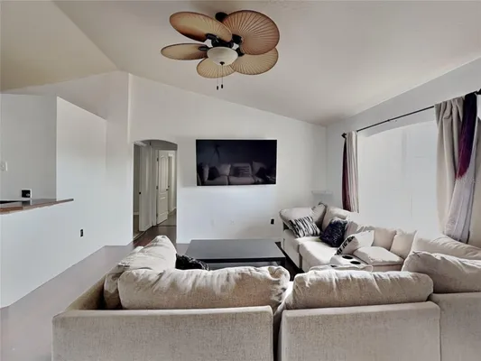 Property Slideshow image 2 of 14 | 6107 sw 93rd loop, Ocala, FL, 34476