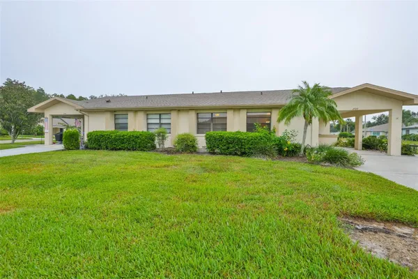 Property Slideshow image 3 of 87 | 2122 hereford dr # 511, Sun City Center, FL, 33573