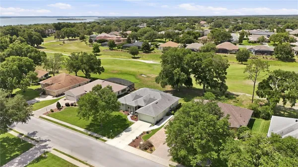 Property Slideshow image 2 of 30 | 5453 grove mnr, Lady Lake, FL, 32159
