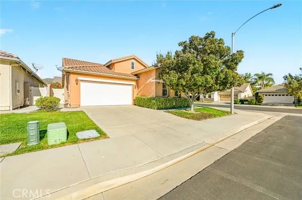 Property Slideshow image 2 of 53 | 28338 pleasanton ct, Menifee, CA, 92584