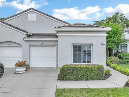 Property Slideshow image 2 of 26 | 276 black amber way, Brentwood (Cc), CA, 94513