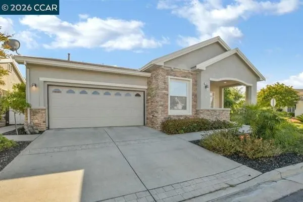 Property Slideshow image 2 of 51 | 2060 kent dr, Brentwood (Cc), CA, 94513