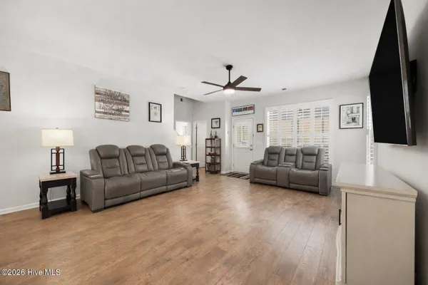 Property Slideshow image 3 of 34 | 301 bulkhead bnd, Calabash, NC, 28467