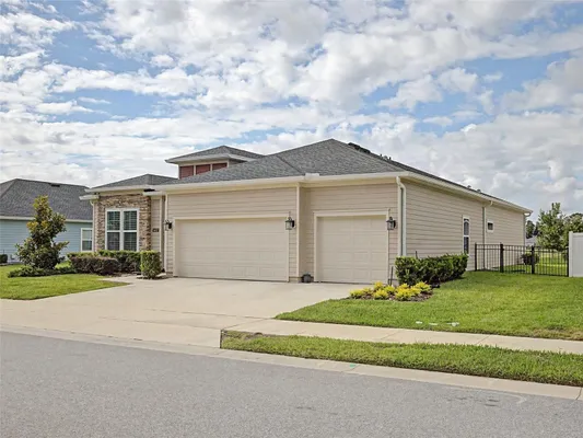 Property Slideshow image 3 of 37 | 7672 sw 74th loop, Ocala, FL, 34481