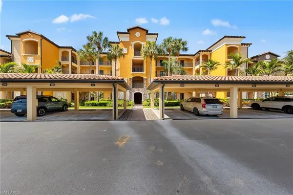 Property Slideshow image 2 of 50 | 17921 bonita national blvd 244, Bonita Springs, FL, 34135