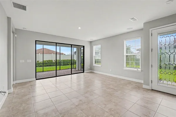 Property Slideshow image 2 of 25 | 10930 wendover dr, Palmetto, FL, 34221