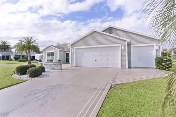 Property Slideshow image 3 of 47 | 909 abaco path, The Villages, FL, 32163