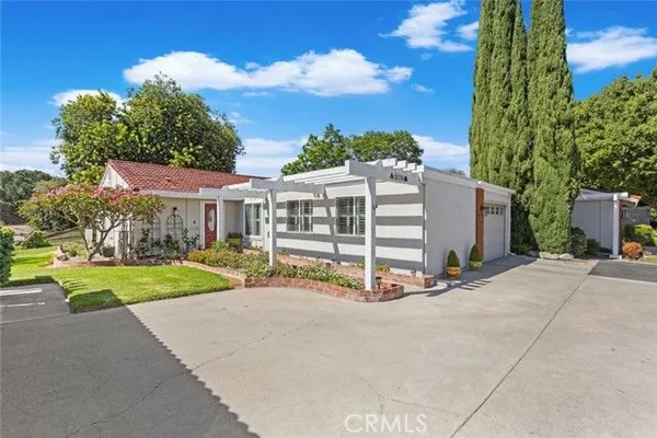 Property Slideshow image 3 of 32 | 3178 via buena vis a, Laguna Woods, CA, 92637