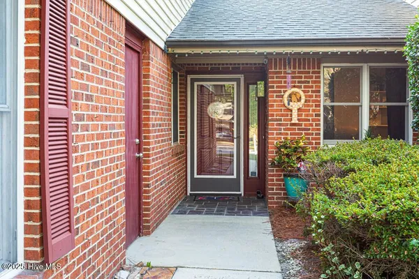 Property Slideshow image 3 of 40 | 385 pinehurst trace dr, Pinehurst, NC, 28374