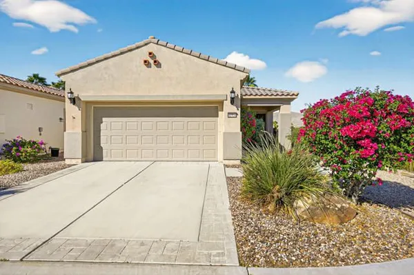 Property Slideshow image 2 of 45 | 81916 avenida del toro, Indio, CA, 92203