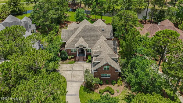 Property Slideshow image 2 of 82 | 545 gladstone cir, Ocean Isle Beach, NC, 28469