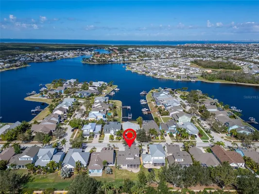 Property Slideshow image 2 of 100 | 410 manns harbor dr, Apollo Beach, FL, 33572