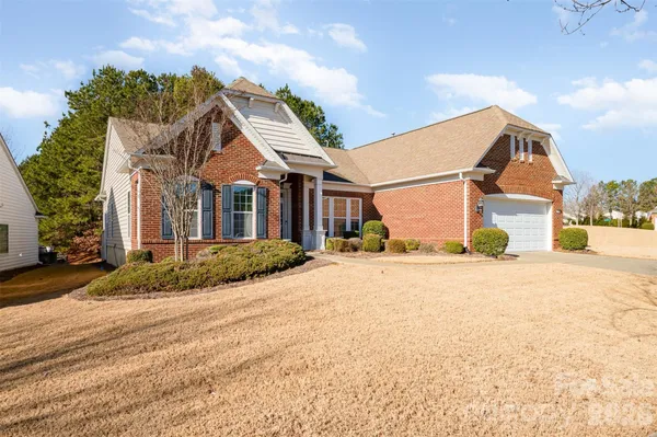 Property Slideshow image 2 of 36 | 41166 calla lily st, Fort Mill, SC, 29707
