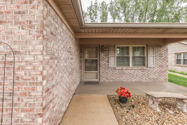 Property Slideshow image 3 of 45 | 4025 oak trail dr, Indianapolis, IN, 46237