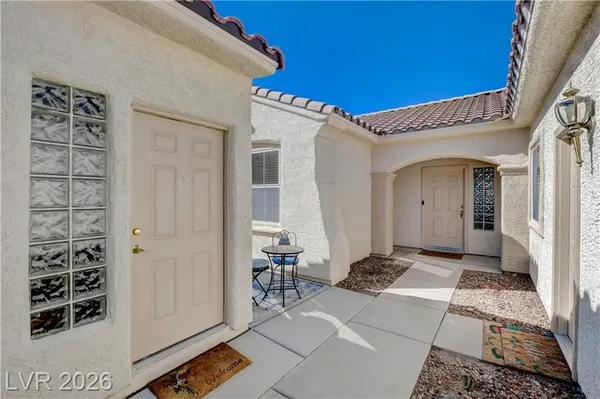 Property Slideshow image 3 of 38 | 2842 freedom hills dr, Henderson, NV, 89052