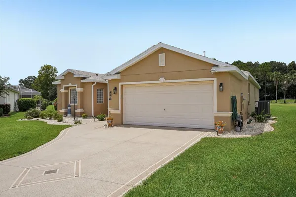 Property Slideshow image 3 of 43 | 1044 sw 159th st, Ocala, FL, 34473