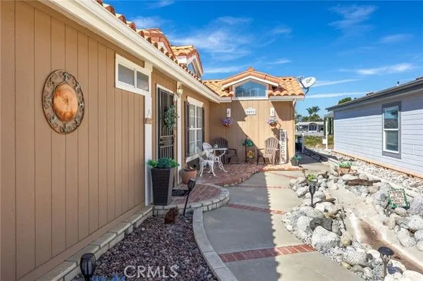 Property Slideshow image 3 of 50 | 2892 peach tree st, Hemet, CA, 92545