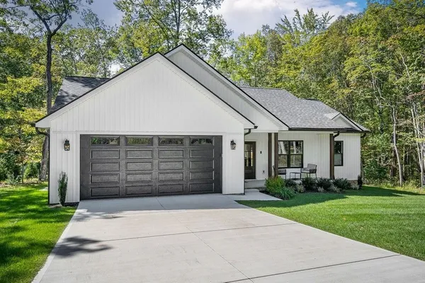 Property Slideshow image 2 of 32 | 13 ashford pl, Crossville, TN, 38558