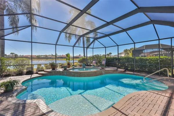 Property Slideshow image 2 of 62 | 328 noble faire dr, Sun City Center, FL, 33573