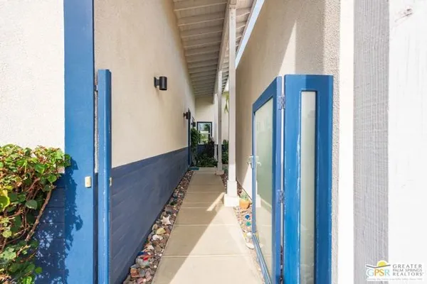 Property Slideshow image 3 of 38 | 659 wilson ln, Palm Springs, CA, 92262
