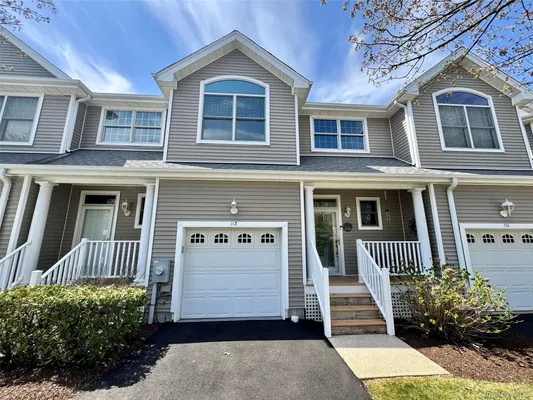 Property Slideshow image 2 of 2 | 113 brianna dr, Brookhaven, NY, 11733