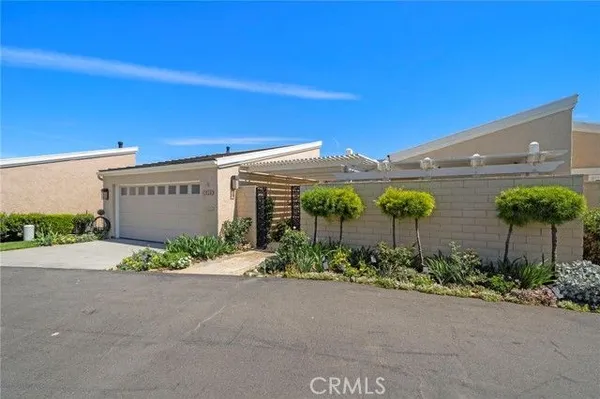 Property Slideshow image 2 of 65 | 30972 lucia ln, Laguna Niguel, CA, 92677