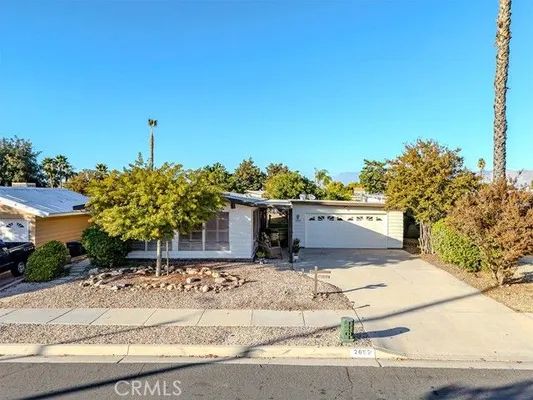 Property Slideshow image 2 of 16 | 2662 silver oak way, Hemet, CA, 92545