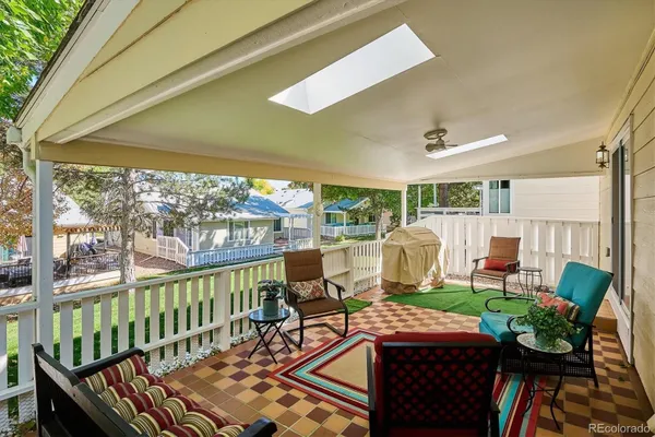 Property Slideshow image 3 of 10 | 7 dunbarton ct, Highlands Ranch, CO, 80130