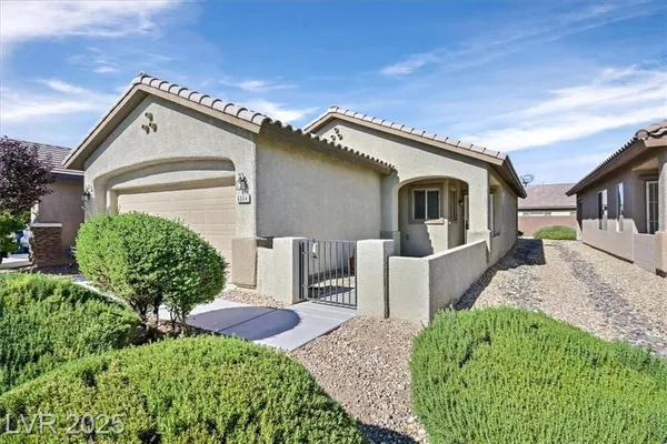 Property Slideshow image 2 of 39 | 6064 isola peak ave, Las Vegas, NV, 89122