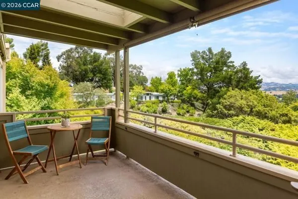 Property Slideshow image 3 of 43 | 2409 golden rain rd 1, Walnut Creek, CA, 94595