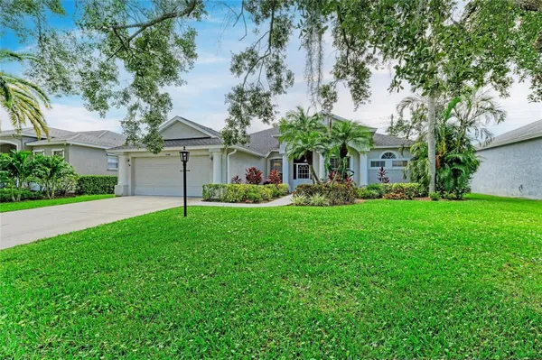 Property Slideshow image 3 of 51 | 5386 creekside trl, Sarasota, FL, 34243