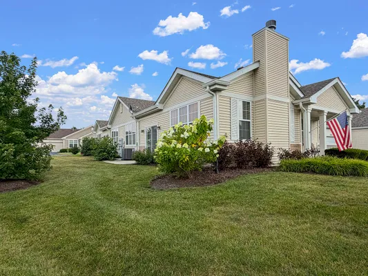 Property Slideshow image 2 of 23 | 16553 buckner pond way, Crest Hill, IL, 60403