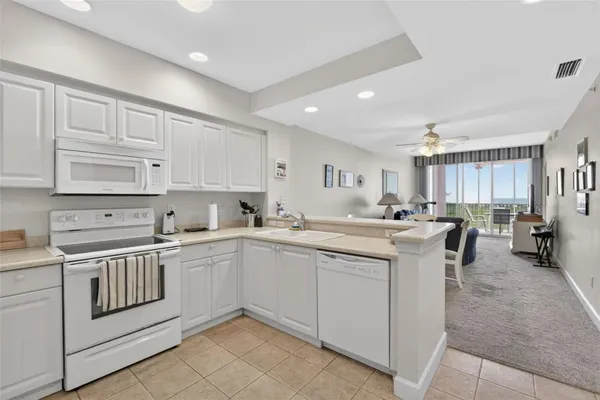 Property Slideshow image 2 of 31 | 3191 matecumbe key rd 304, Punta Gorda, FL, 33955
