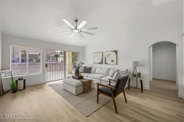 Property Slideshow image 3 of 48 | 2517 desert sands dr, Las Vegas, NV, 89134