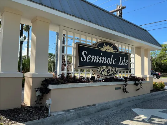 Property Slideshow image 3 of 38 | 7059 islamorada cir, Seminole, FL, 33777