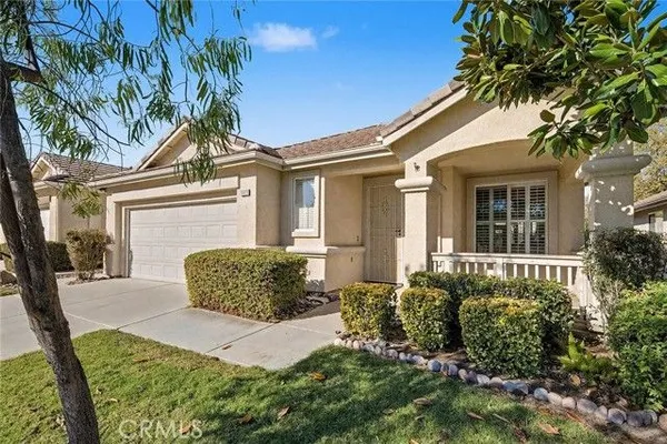 Property Slideshow image 2 of 72 | 28920 raintree dr, Menifee, CA, 92584