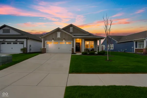 Property Slideshow image 2 of 27 | 713 ehrlich ln, Westfield, IN, 46074