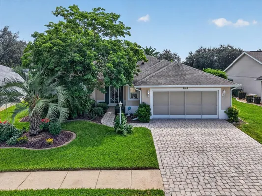 Property Slideshow image 2 of 53 | 26915 honeymoon ave, Leesburg, FL, 34748