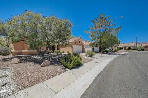 Property Slideshow image 3 of 55 | 9617 gold bank dr, Las Vegas, NV, 89134