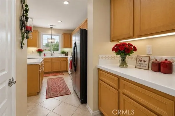 Property Slideshow image 3 of 16 | 186 canary crk, Beaumont, CA, 92223