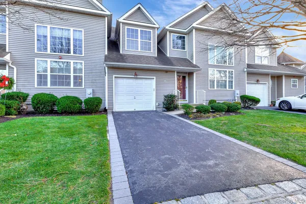 Property Slideshow image 2 of 33 | 45 halley ln, Miller Place, NY, 11764