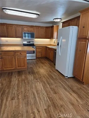 Property Slideshow image 3 of 20 | 3800 w wilson st spc 17, Banning, CA, 92220