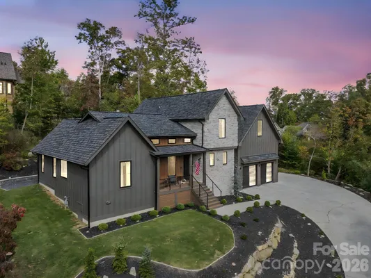 Property Slideshow image 3 of 48 | 123 millbrae loop, Hendersonville, NC, 28791