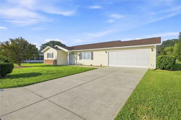 Property Slideshow image 2 of 47 | 17960 se 108th ct, Summerfield, FL, 34491
