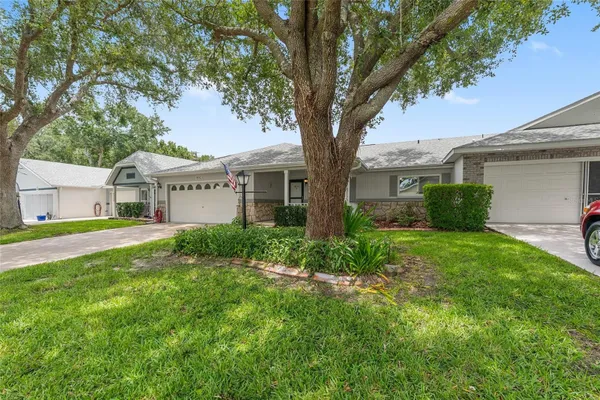 Property Slideshow image 3 of 40 | 8555 sw 93rd st c, Ocala, FL, 34481