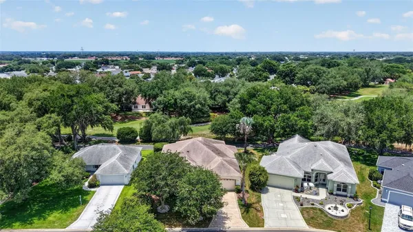 Property Slideshow image 3 of 49 | 542 loma paseo dr, The Villages, FL, 32159