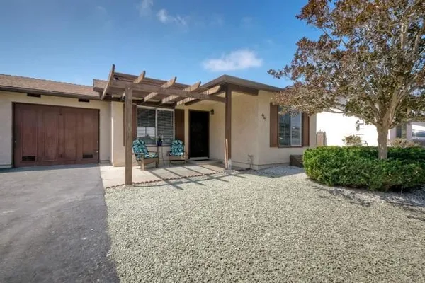 Property Slideshow image 3 of 28 | 4545 golden ridge dr, Oceanside, CA, 92056