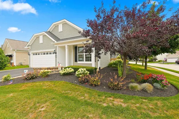 Property Slideshow image 2 of 26 | 13284 meadowlark ln, Huntley, IL, 60142