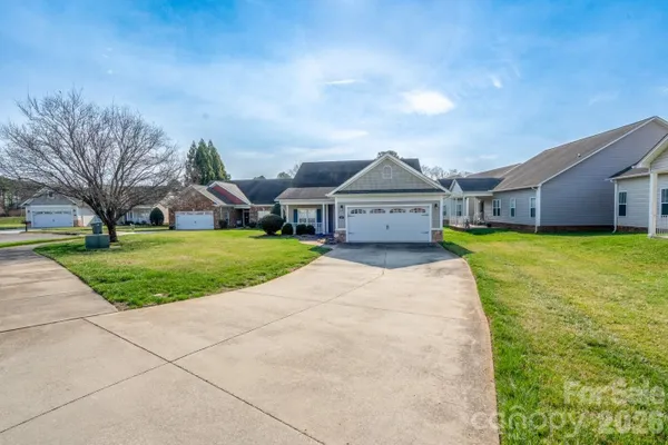 Property Slideshow image 3 of 35 | 115 river birch dr, Salisbury, NC, 28146